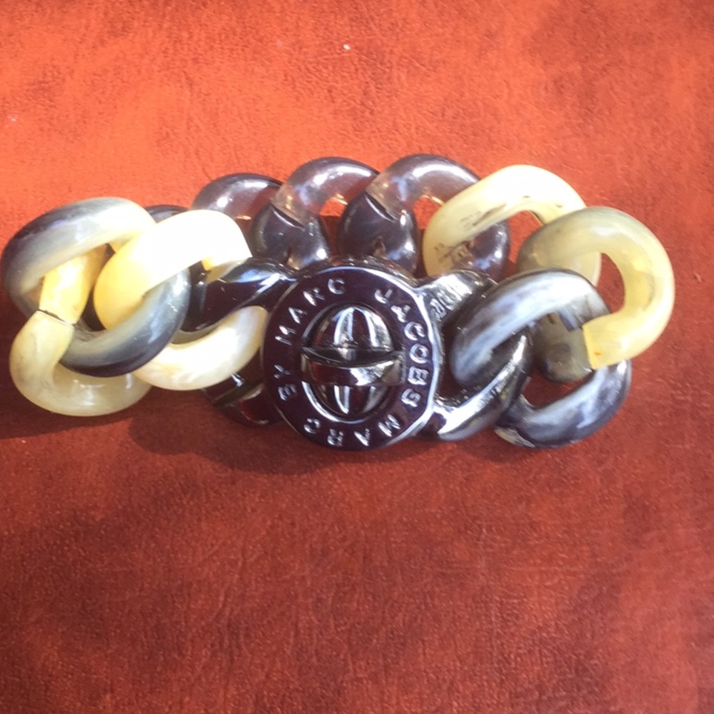 Marc Jacobs bracelet NWOT.